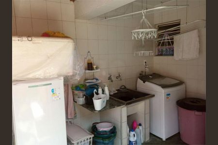 Casa à venda com 146m², 3 quartos e 2 vagas