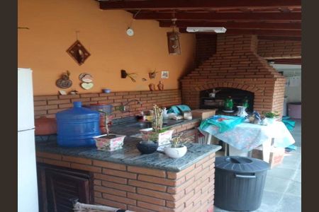 Casa à venda com 146m², 3 quartos e 2 vagas