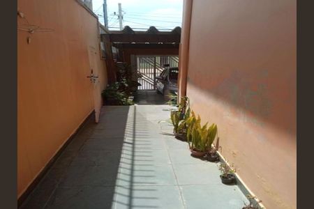 Casa à venda com 146m², 3 quartos e 2 vagas