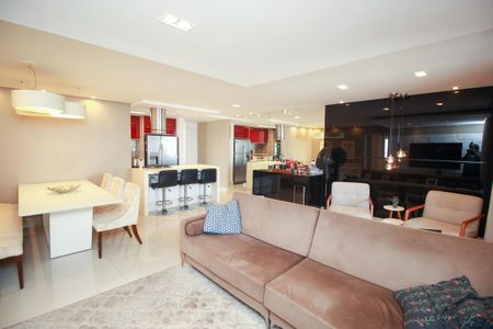 Apartamento à venda com 115m², 3 quartos e 2 vagasSala