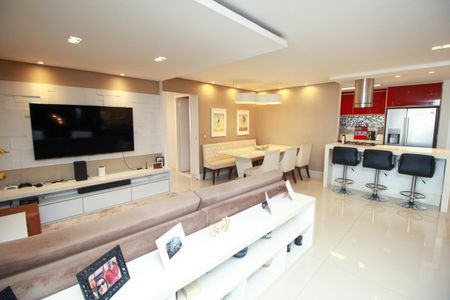 Apartamento à venda com 115m², 3 quartos e 2 vagasSala