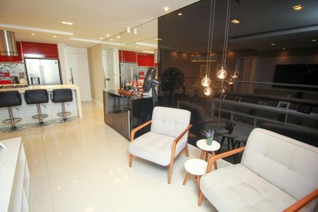 Apartamento à venda com 115m², 3 quartos e 2 vagasSala