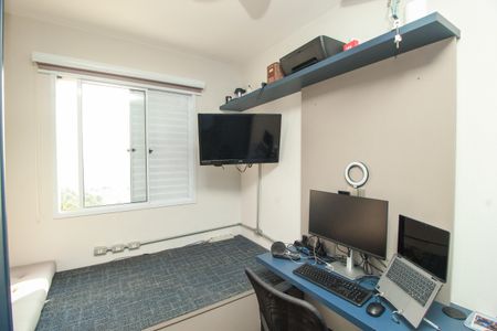Apartamento à venda com 115m², 3 quartos e 2 vagasQuarto 2