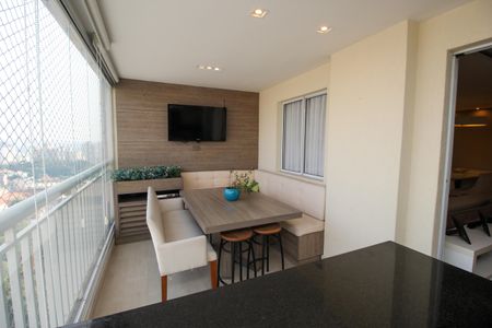 Apartamento à venda com 115m², 3 quartos e 2 vagasVaranda gourmet