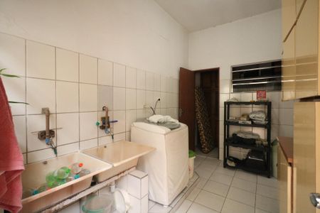 Casa à venda com 170m², 4 quartos e 3 vagasÁrea de Serviço