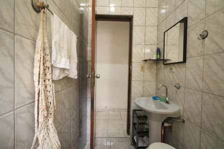 Casa à venda com 170m², 4 quartos e 3 vagasBanheiro Social