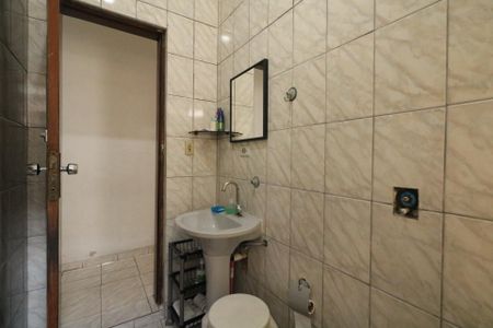 Casa à venda com 170m², 4 quartos e 3 vagasBanheiro Social