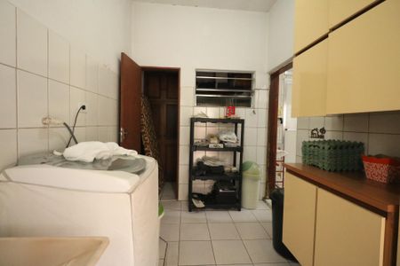 Casa à venda com 170m², 4 quartos e 3 vagasÁrea de Serviço