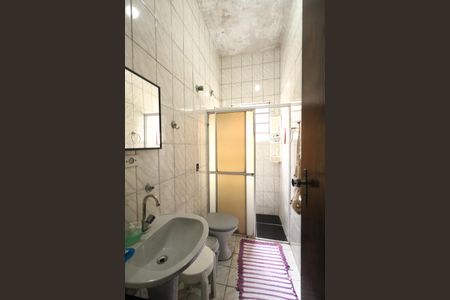 Casa à venda com 170m², 4 quartos e 3 vagasBanheiro Social