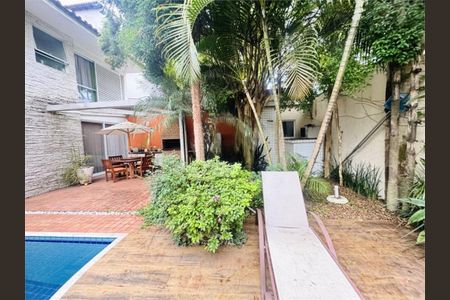 Casa de condomínio à venda com 238m², 4 quartos e 2 vagas