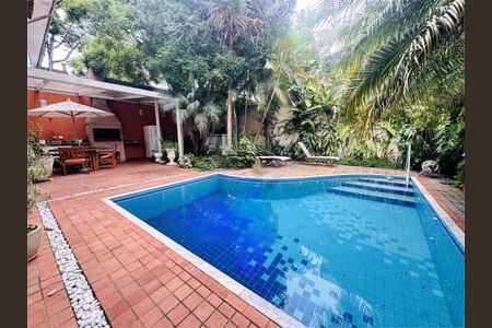 Casa de condomínio à venda com 238m², 4 quartos e 2 vagas