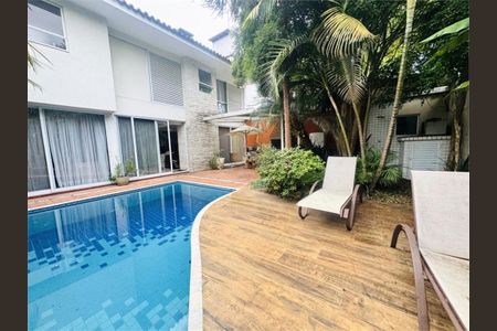 Casa de condomínio à venda com 238m², 4 quartos e 2 vagas