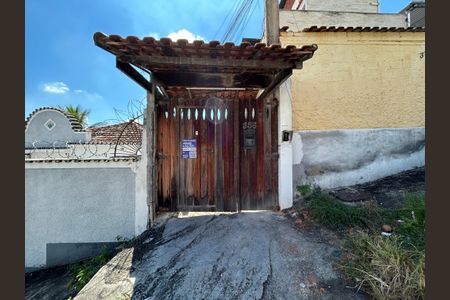 Casa à venda com 210m², 3 quartos e sem vagaFachada + Plaquinha
