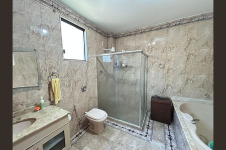 Casa à venda com 210m², 3 quartos e sem vagaBanheiro Social