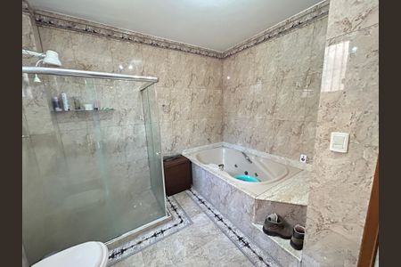 Casa à venda com 210m², 3 quartos e sem vagaBanheiro Social