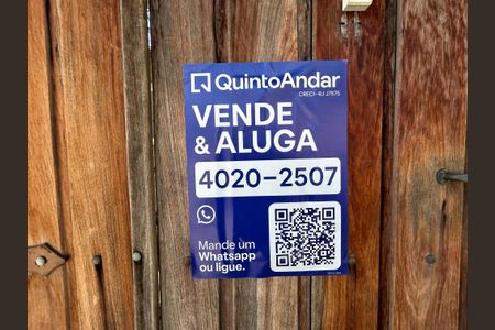 Casa à venda com 210m², 3 quartos e sem vagaDECJ-254