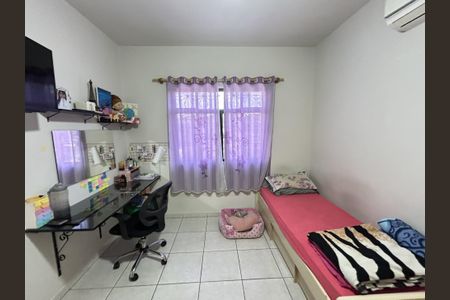 Casa à venda com 210m², 3 quartos e sem vagaQuarto 1