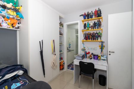 Apartamento à venda com 143m², 3 quartos e 2 vagas Apartamento à venda com 143m², 3 quartos e 2 vagasQuarto 2 - Suíte