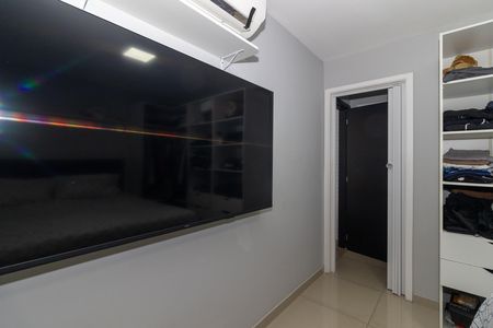 Apartamento à venda com 143m², 3 quartos e 2 vagas Apartamento à venda com 143m², 3 quartos e 2 vagasQuarto 3