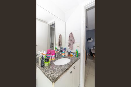 Banheiro de apartamento à venda com 3 quartos, 143m² em Vila Valqueire, Rio de Janeiro