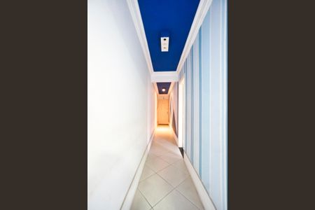 Apartamento à venda com 104m², 2 quartos e sem vagaCorredor de entrada