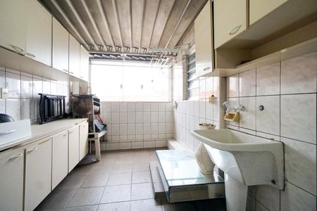 Apartamento à venda com 104m², 2 quartos e sem vagaÁrea de serviço