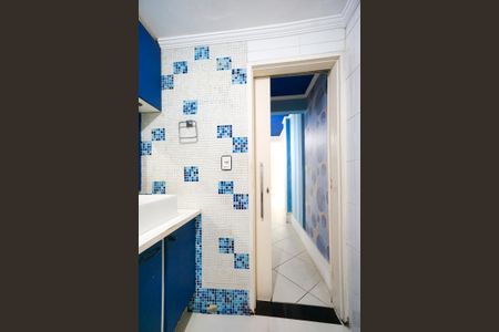 Apartamento à venda com 104m², 2 quartos e sem vagaBanheiro 