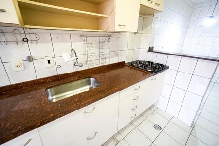 Apartamento à venda com 104m², 2 quartos e sem vagaPia e cooktop