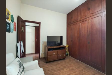 Apartamento à venda com 94m², 2 quartos e 1 vagaSuíte
