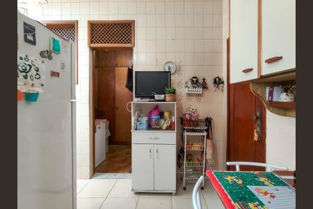 Apartamento à venda com 94m², 2 quartos e 1 vagaÁrea de Serviço
