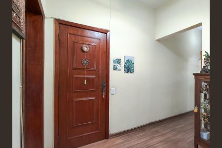 Apartamento à venda com 94m², 2 quartos e 1 vagaEntrada
