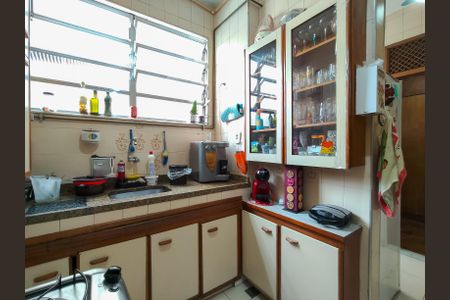 Apartamento à venda com 94m², 2 quartos e 1 vagaCozinha