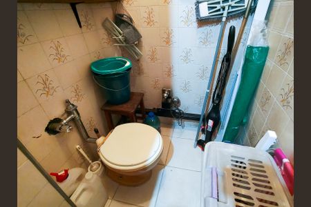 Apartamento à venda com 94m², 2 quartos e 1 vagaBanheiro de serviço