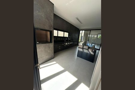 Cozinha de casa de condomínio para alugar com 5 quartos, 253m² em Nova Uberlândia, Uberlândia