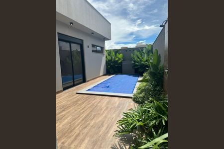 Casa de condomínio para alugar com 253m², 5 quartos e 4 vagasPiscina
