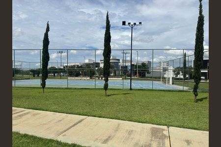 Casa de condomínio para alugar com 253m², 5 quartos e 4 vagasCondomínio