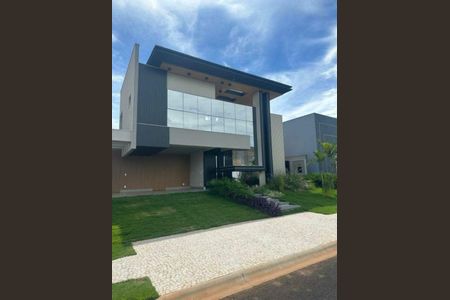 Casa de condomínio para alugar com 253m², 5 quartos e 4 vagasFachada