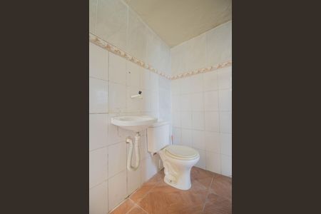 Casa para alugar com 70m², 2 quartos e sem vaga Casa para alugar com 70m², 2 quartos e sem vagaBanheiro