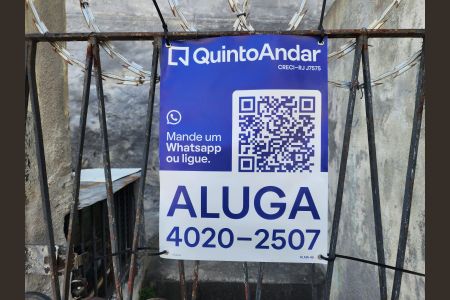 Casa para alugar com 70m², 2 quartos e sem vaga Casa para alugar com 70m², 2 quartos e sem vagaFachada