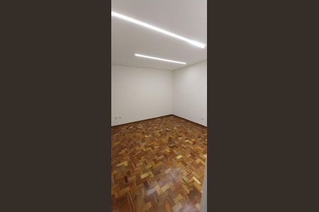 Casa à venda com 197m², 3 quartos e 2 vagasQuarto