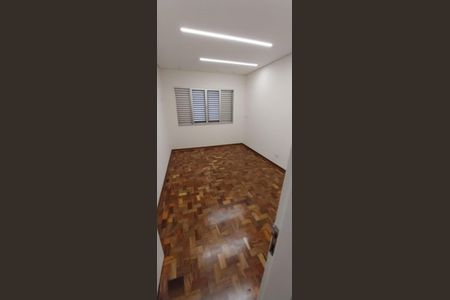 Quarto de casa à venda com 3 quartos, 197m² em Campestre, Santo André