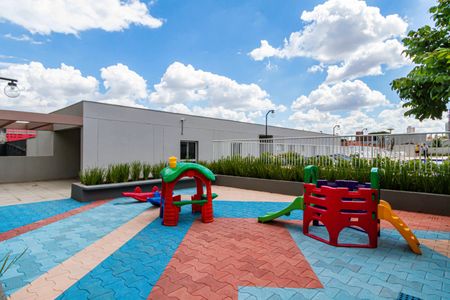 Apartamento à venda com 56m², 2 quartos e 1 vaga Apartamento à venda com 56m², 2 quartos e 1 vagaÁrea comum - Playground