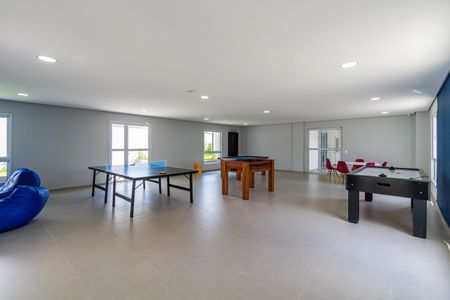 Apartamento à venda com 56m², 2 quartos e 1 vaga Apartamento à venda com 56m², 2 quartos e 1 vagaÁrea comum - Sala de jogos