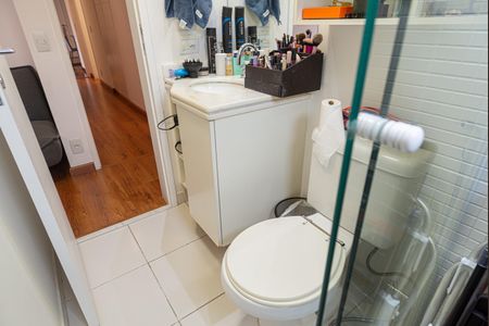 Apartamento à venda com 139m², 2 quartos e 2 vagas Apartamento à venda com 139m², 2 quartos e 2 vagasBanheiro da Suíte 2