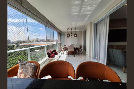 Apartamento à venda com 4 quartos, 134m² em Vila Anastácio, São Paulo