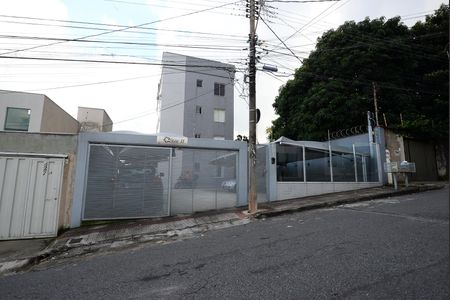 Apartamento à venda com 100m², 2 quartos e 1 vaga