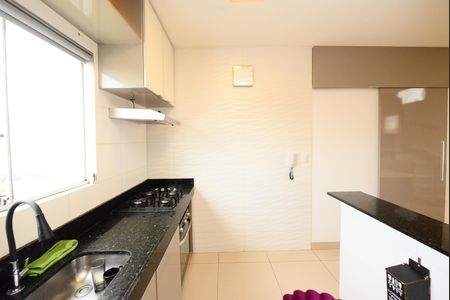 Apartamento à venda com 100m², 2 quartos e 1 vaga