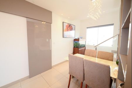 Apartamento à venda com 100m², 2 quartos e 1 vaga