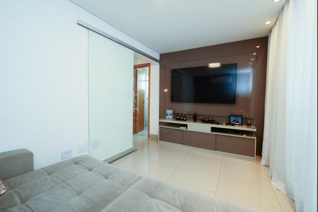 Apartamento à venda com 100m², 2 quartos e 1 vaga