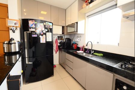 Apartamento à venda com 100m², 2 quartos e 1 vaga